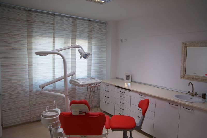 Dental Artist Implant - clinica stomatologica